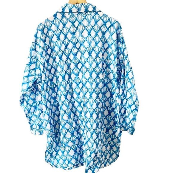 Mahogany Blue White Geometric Pattern Cotton Button Down Shirt - Picture 2 of 8